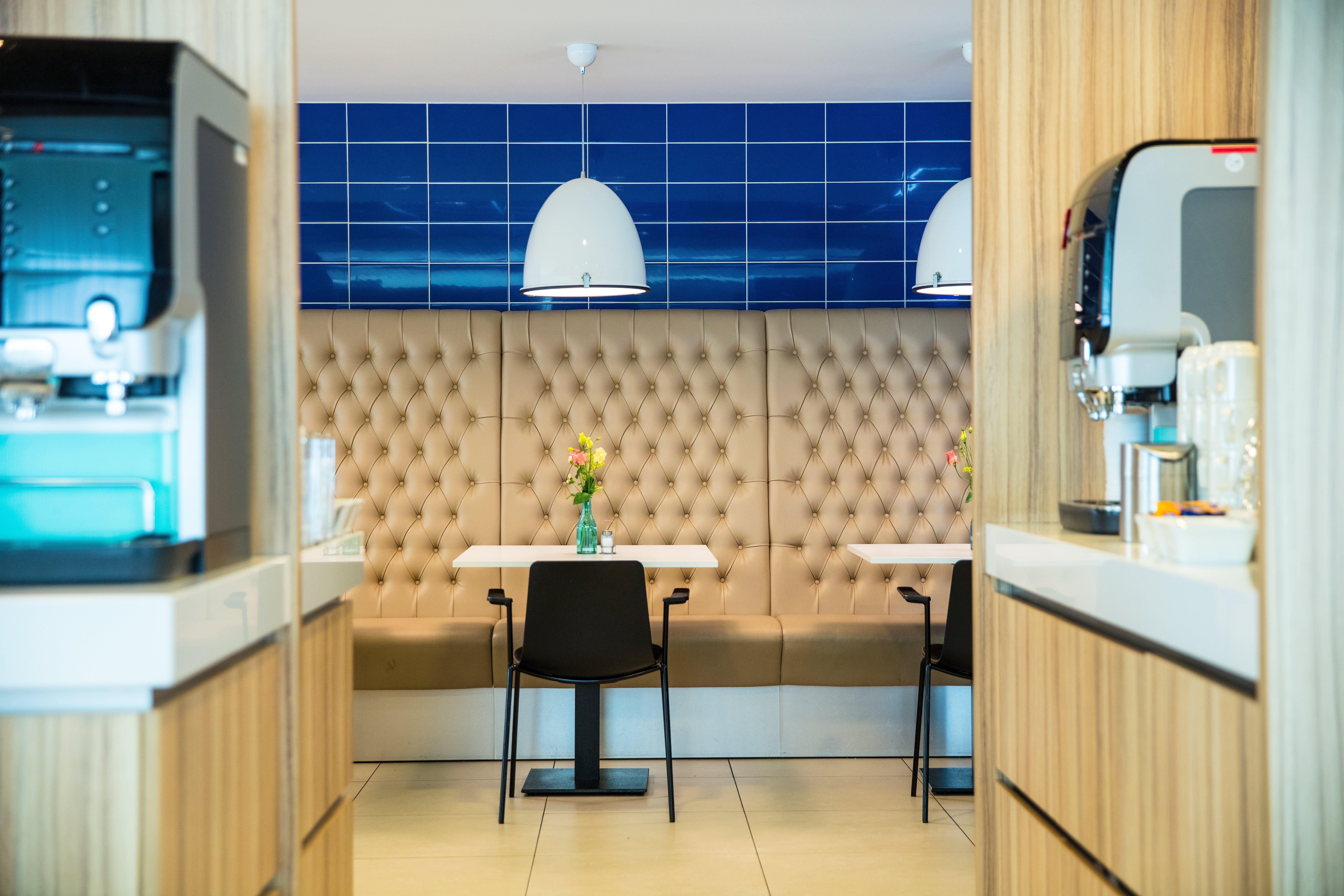 Holiday Inn Express Rotterdam - Central Station By Ihg Eksteriør bilde