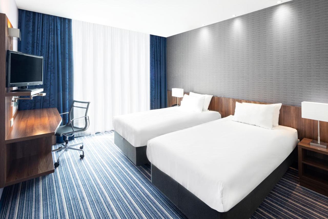 Holiday Inn Express Rotterdam - Central Station By Ihg Eksteriør bilde