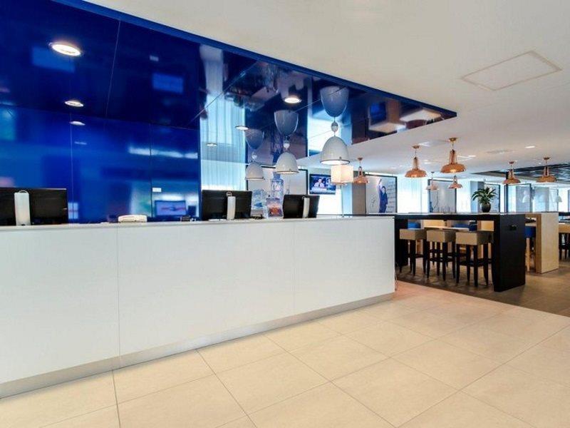 Holiday Inn Express Rotterdam - Central Station By Ihg Eksteriør bilde